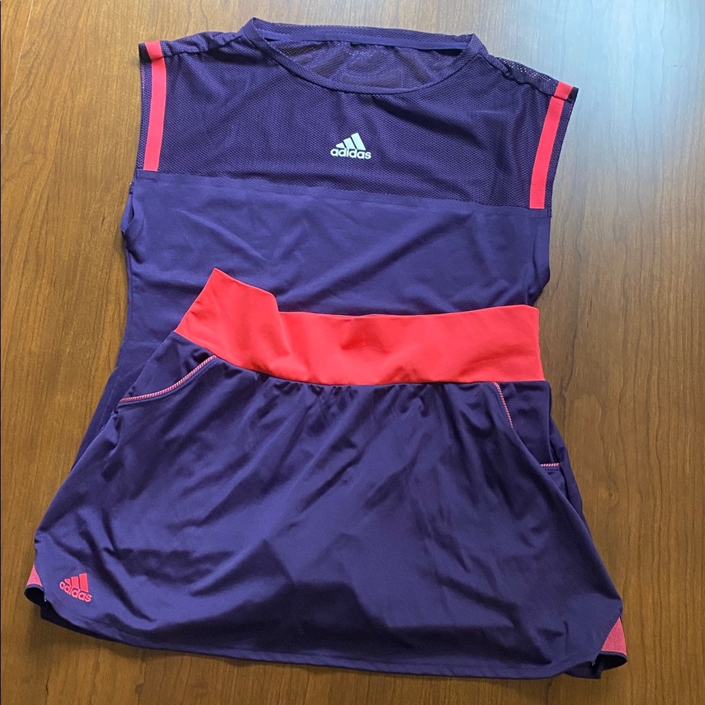 Adidas Women's Purple and Pink tennis set.  Excellent condition.